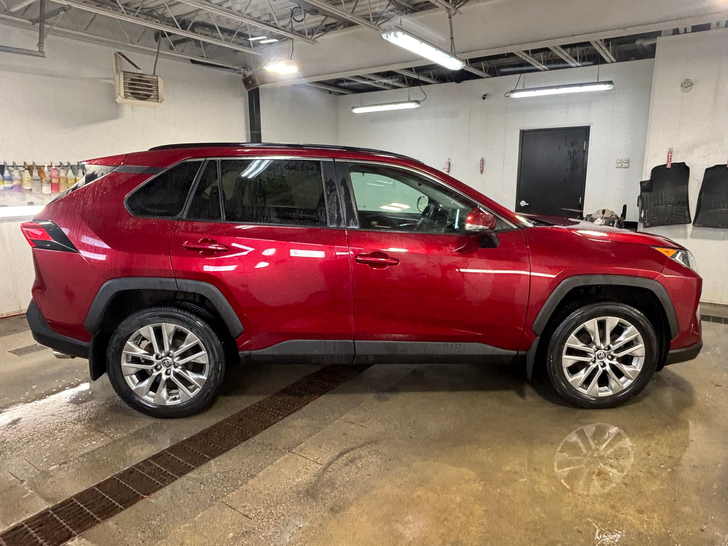 2021 Toyota RAV4 XLE AWD
