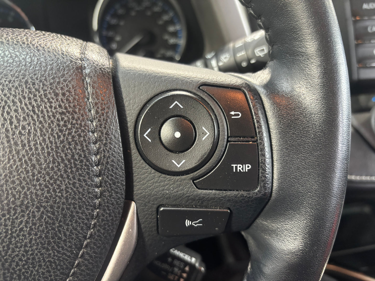 2018 Toyota RAV4 AWD XLE