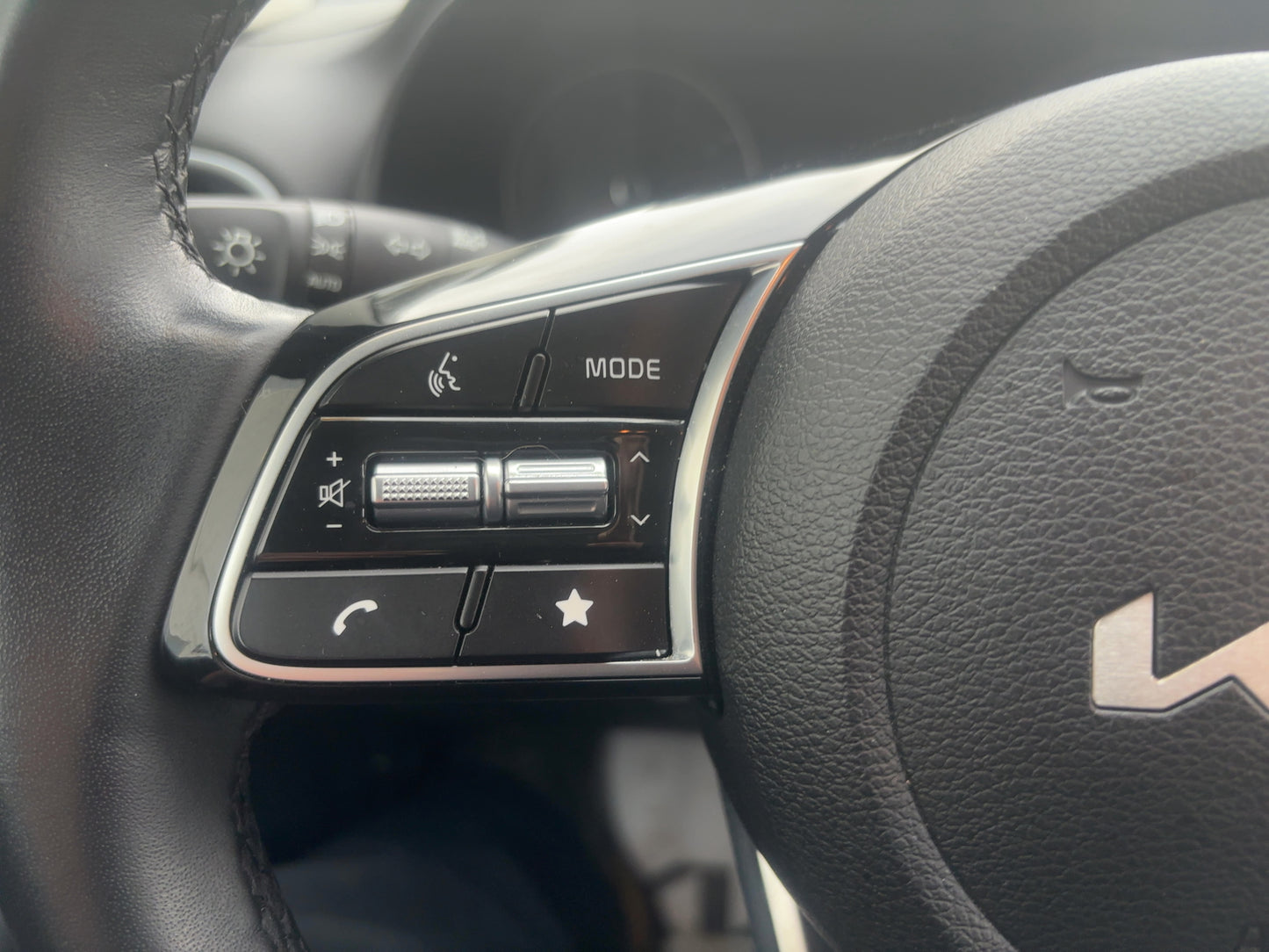2024 Kia Forte EX IVT