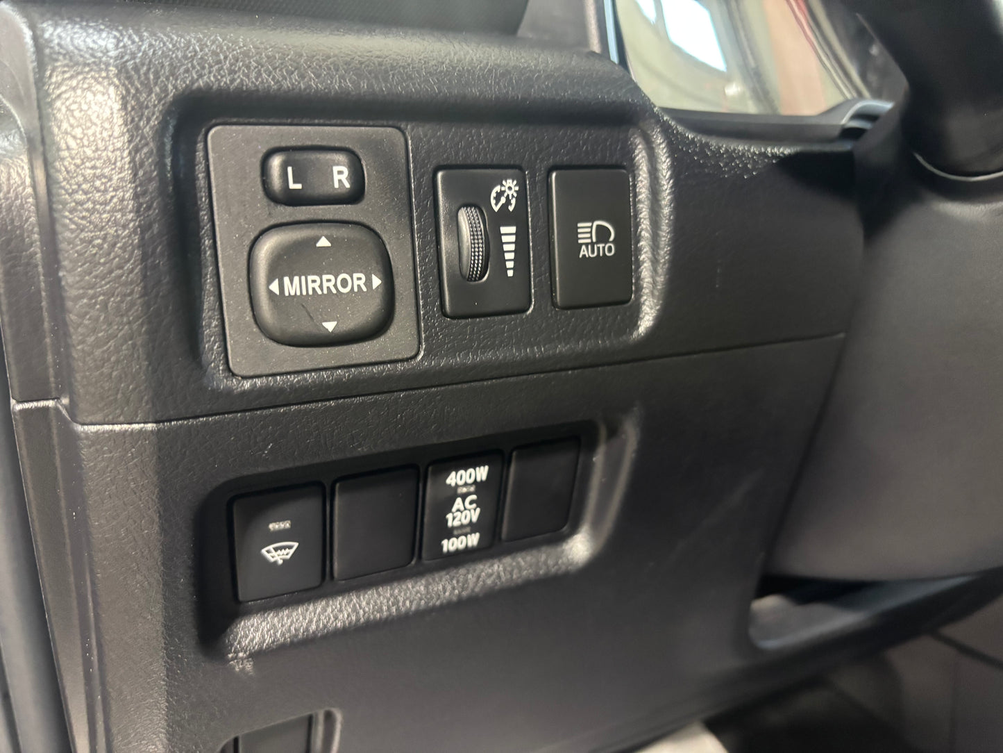 2020 Toyota 4Runner SR5 7 PASS