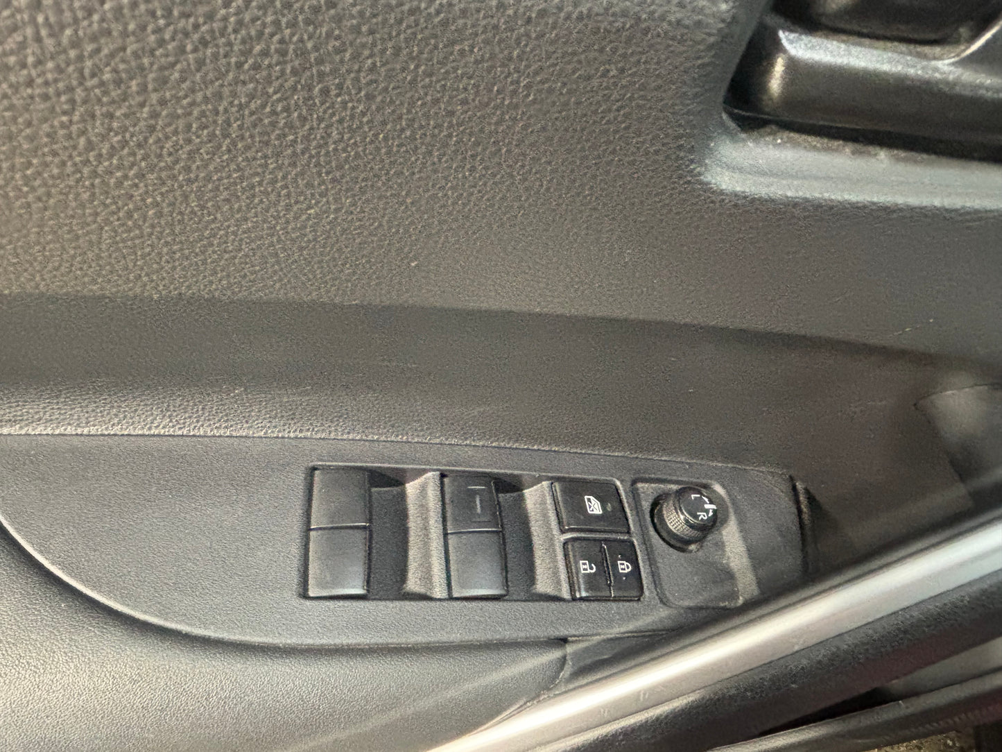 2023 Toyota Corolla Cross Hybrid SE AWD