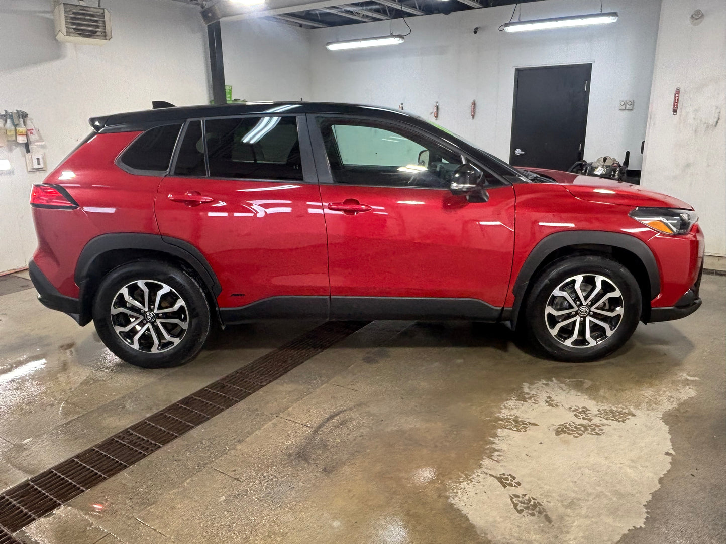 2023 Toyota Corolla Cross Hybrid SE AWD