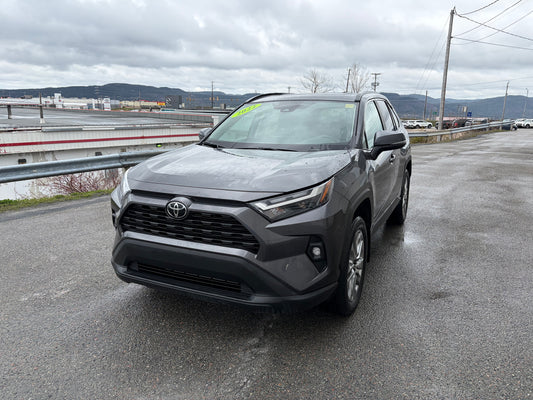 2022 Toyota RAV4 XLE AWD