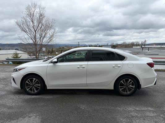 2024 Kia Forte EX IVT