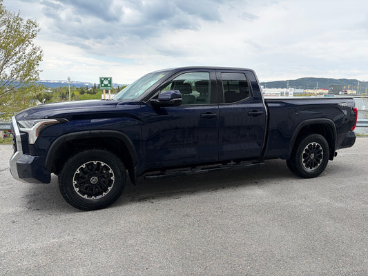 2022 Toyota Tundra 4x4 Double Cab SR