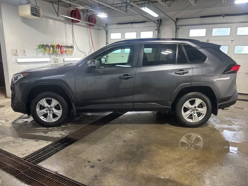 2021 Toyota RAV4 XLE AWD