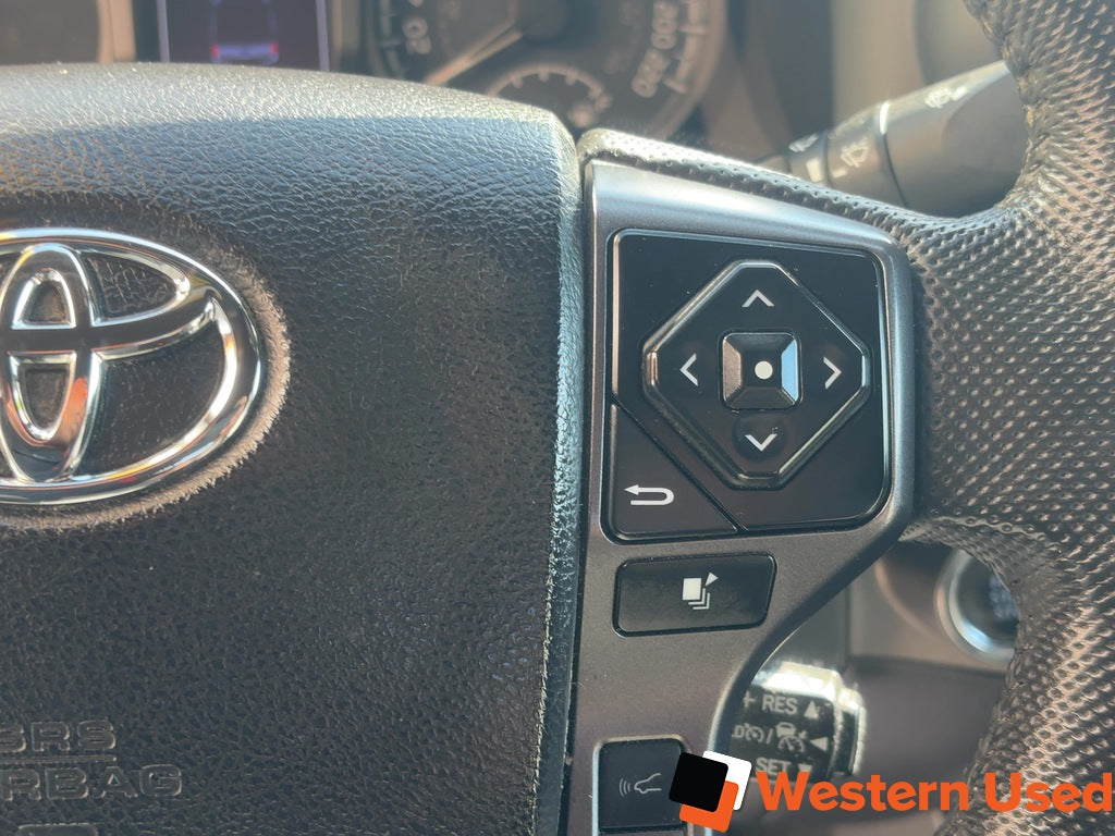 2022 Toyota Tacoma 4x4 Double Cab Auto