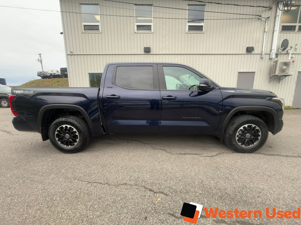2022 Toyota Tundra 4x4 Crewmax SR
