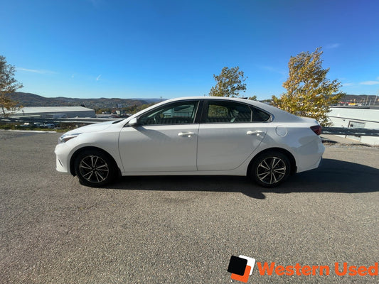 2024 Kia Forte EX IVT