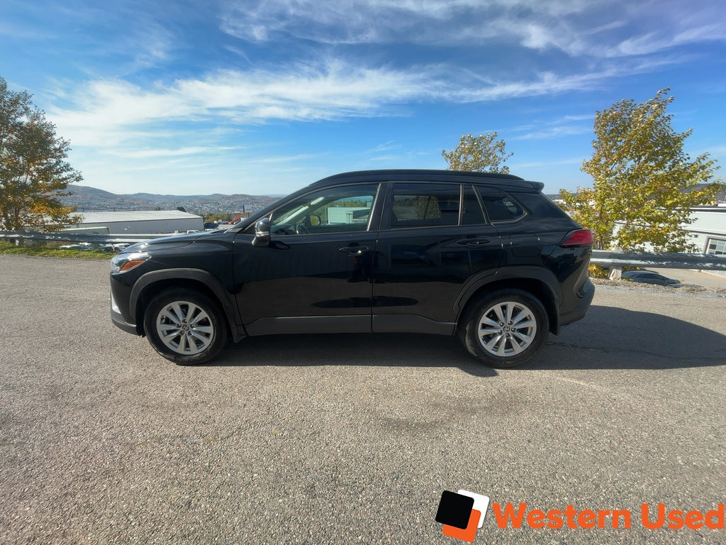 2023 Toyota Corolla Cross LE AWD