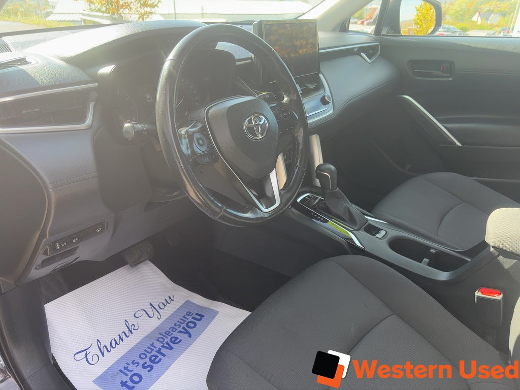 2023 Toyota Corolla Cross LE AWD