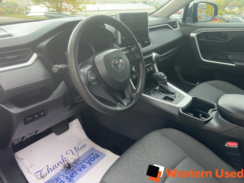 2023 Toyota RAV4 LE AWD