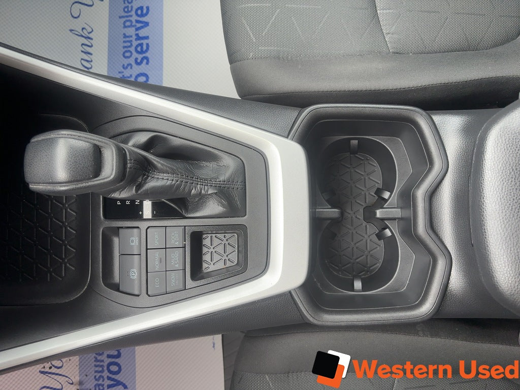 2023 Toyota RAV4 LE AWD