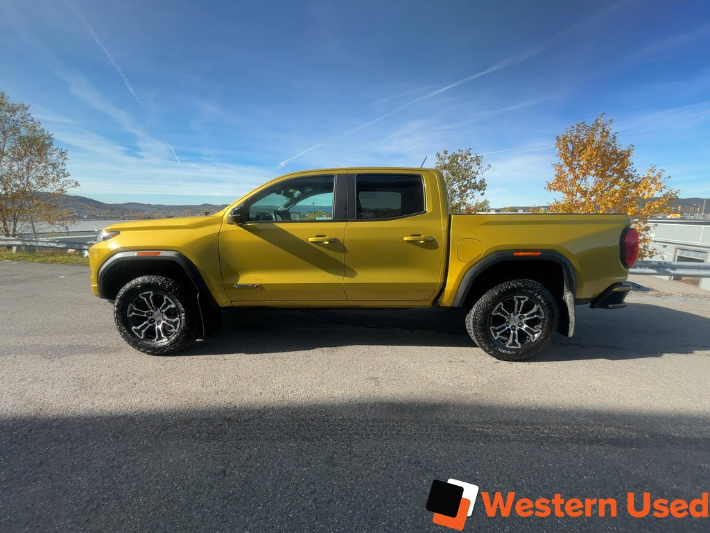 2023 GMC Canyon 4WD Crew Cab AT4