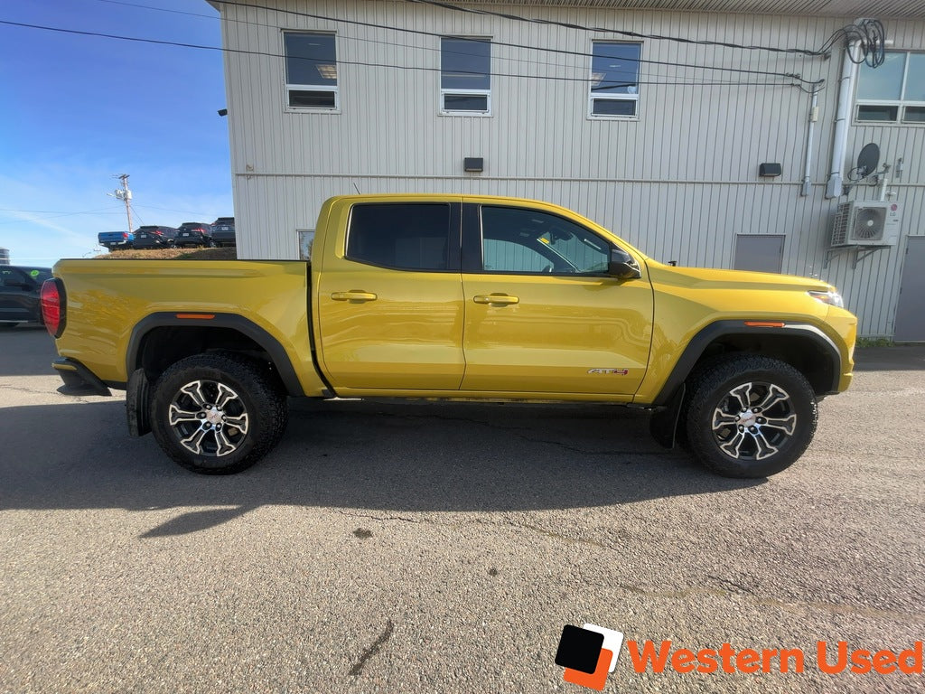 2023 GMC Canyon 4WD Crew Cab AT4