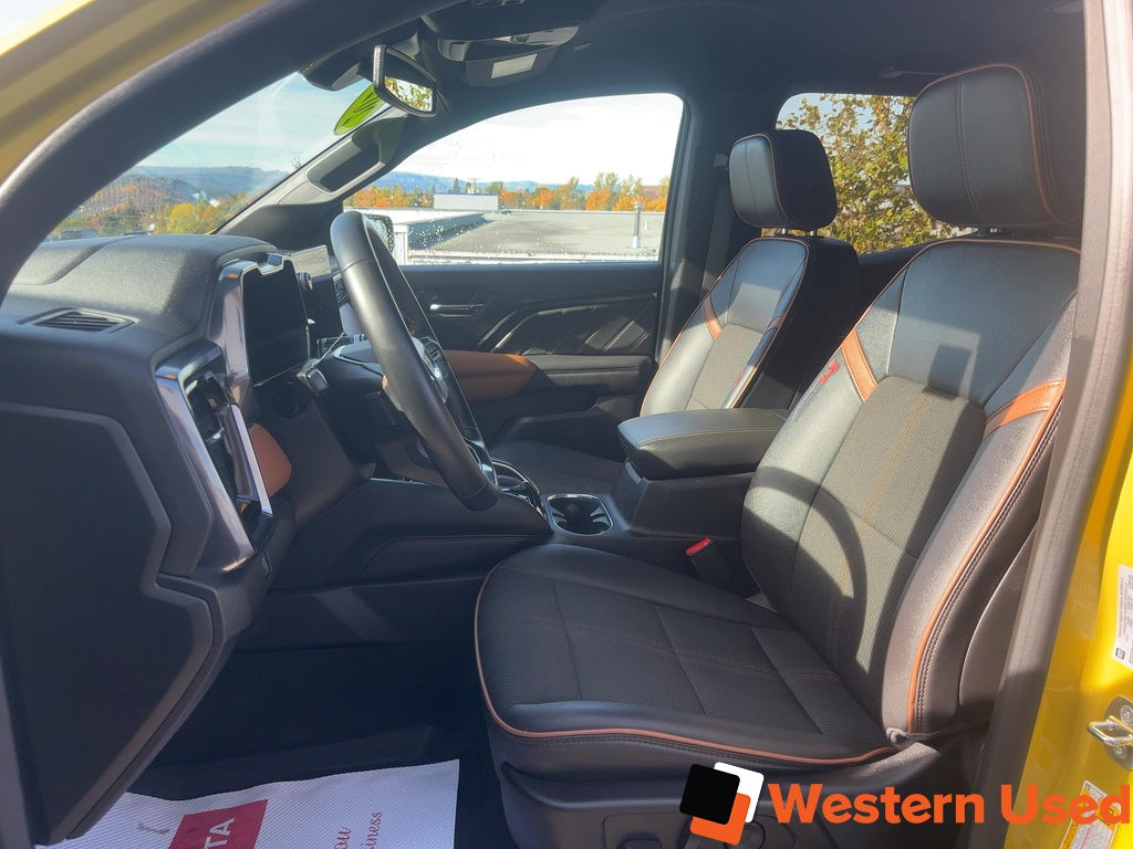 2023 GMC Canyon 4WD Crew Cab AT4