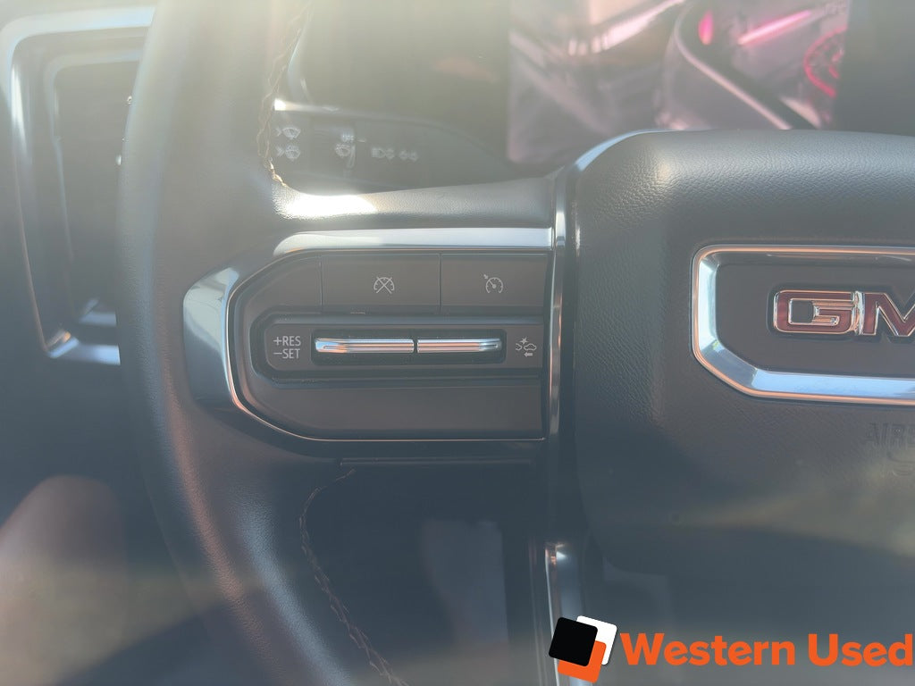 2023 GMC Canyon 4WD Crew Cab AT4