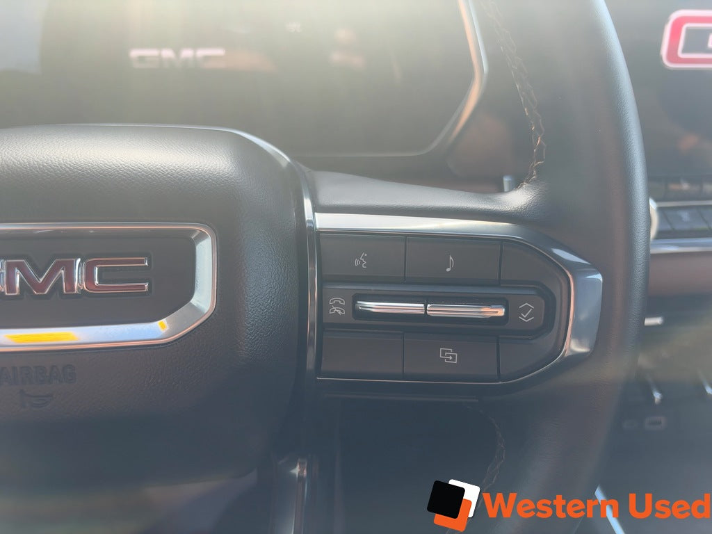 2023 GMC Canyon 4WD Crew Cab AT4