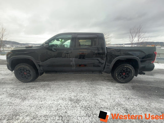 2023 Toyota Tundra 4x4 Crewmax Limited Hybrid