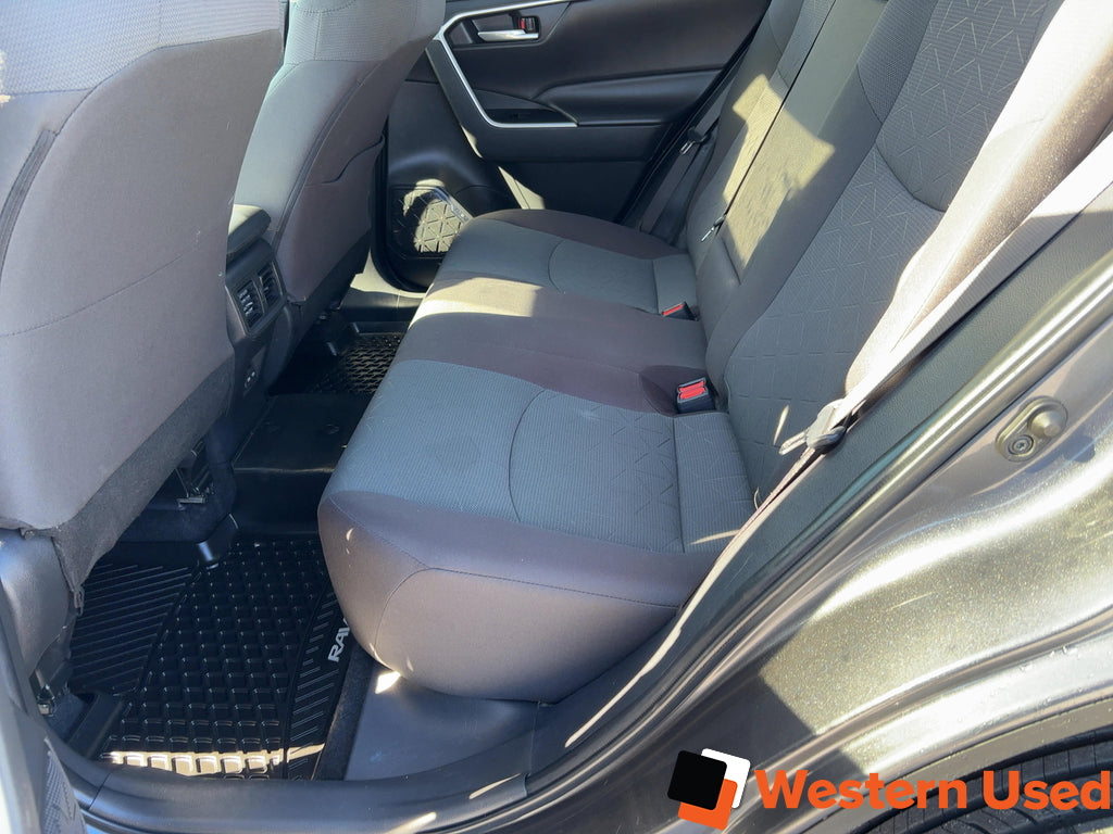 2023 Toyota RAV4 XLE AWD