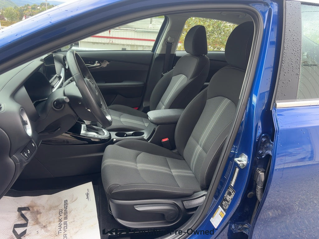 2024 Kia Forte EX IVT