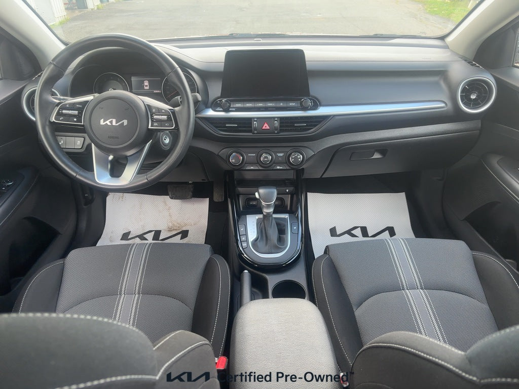 2024 Kia Forte EX IVT