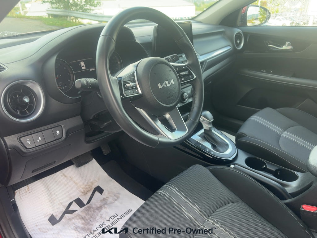2024 Kia Forte EX IVT