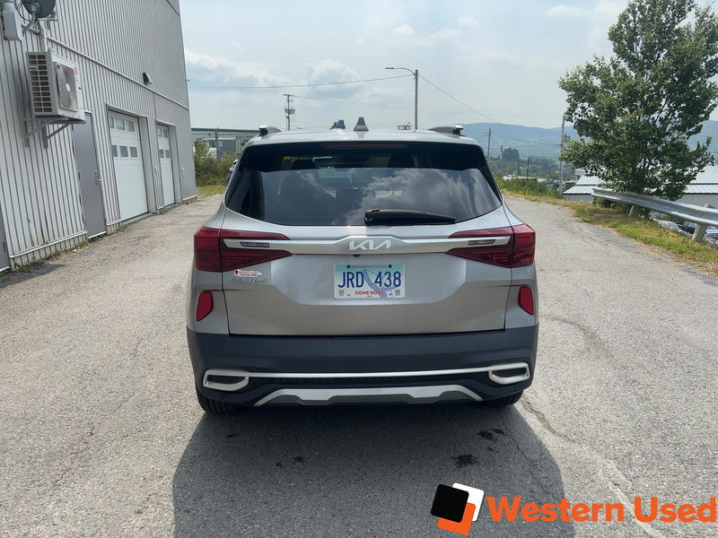2022 Kia Seltos EX AWD