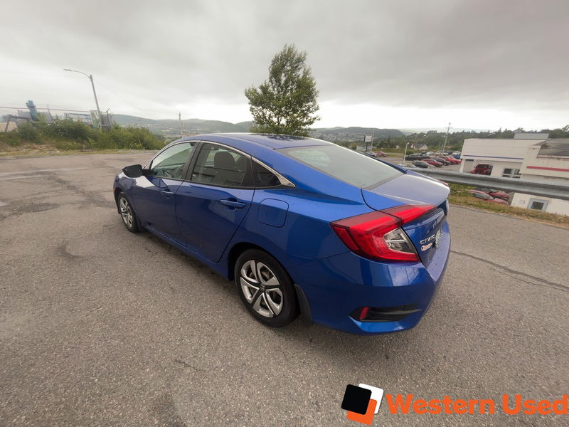 2018 Honda Civic Sedan LX Manual