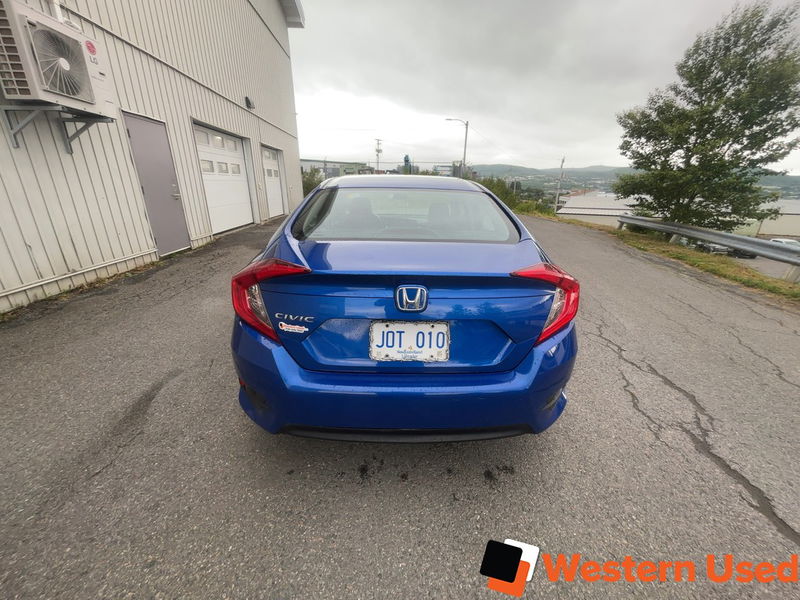 2018 Honda Civic Sedan LX Manual