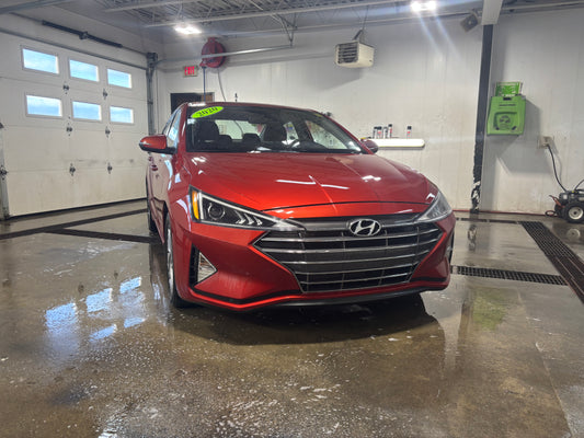 2020 Hyundai Elantra Luxury IVT