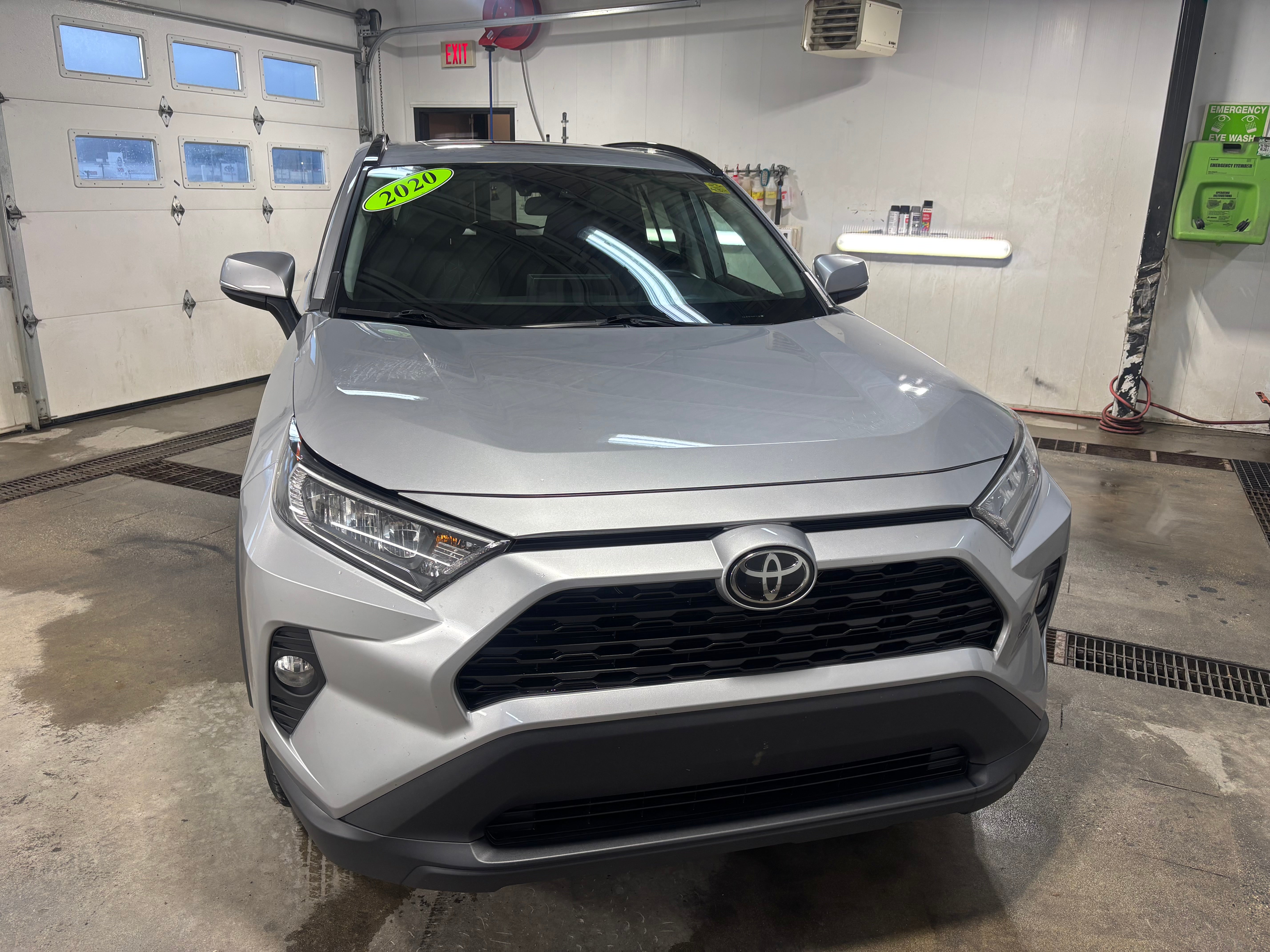 2020 Toyota RAV4 XLE AWD