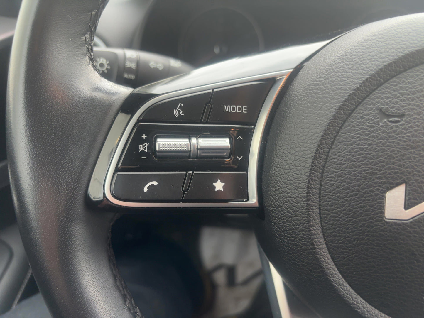 2024 Kia Forte EX IVT