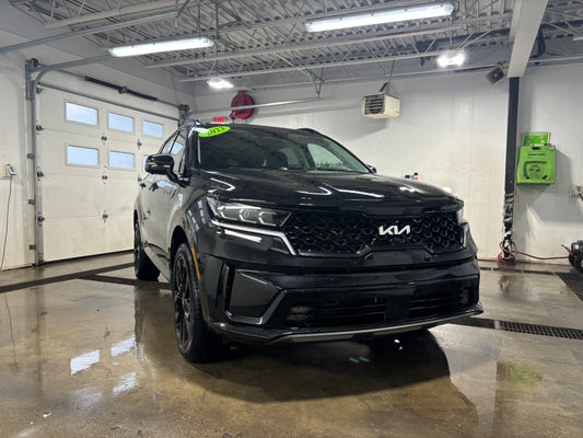 2023 Kia Sorento SX AWD w/Black Leather