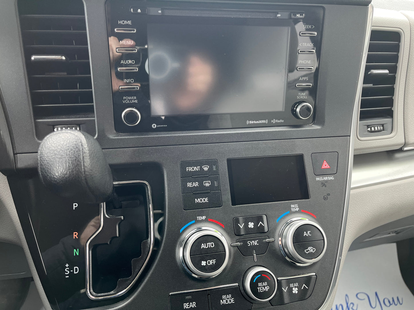 2018 Toyota Sienna LE 7-Passenger AWD
