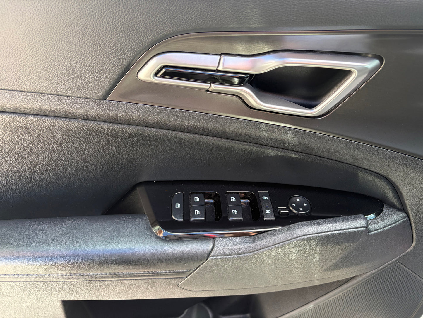 2025 Kia Sportage EX AWD