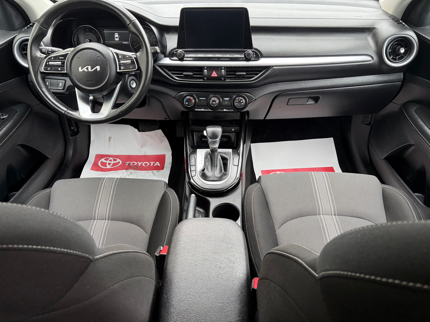 2024 Kia Forte EX IVT