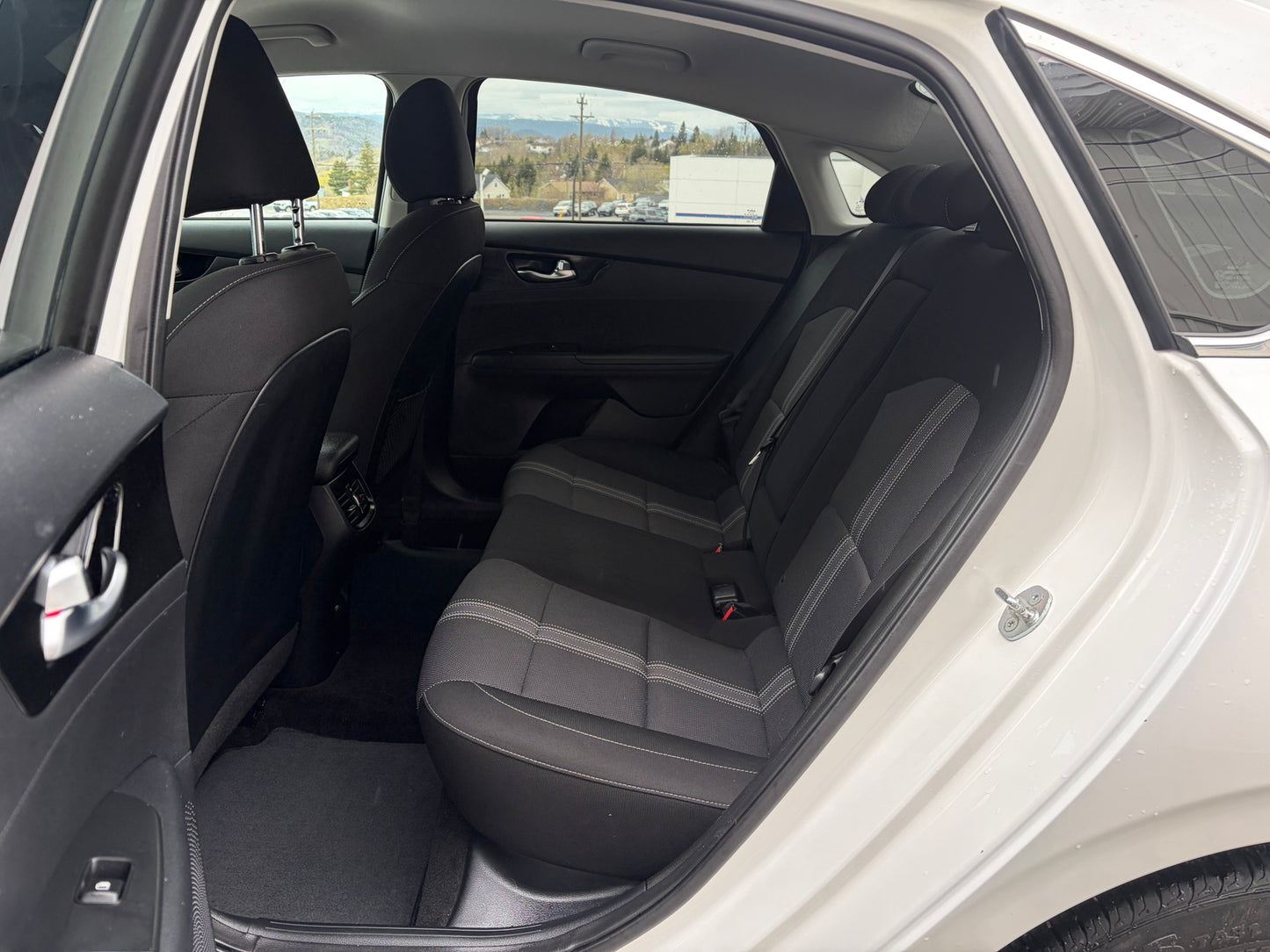 2024 Kia Forte EX IVT