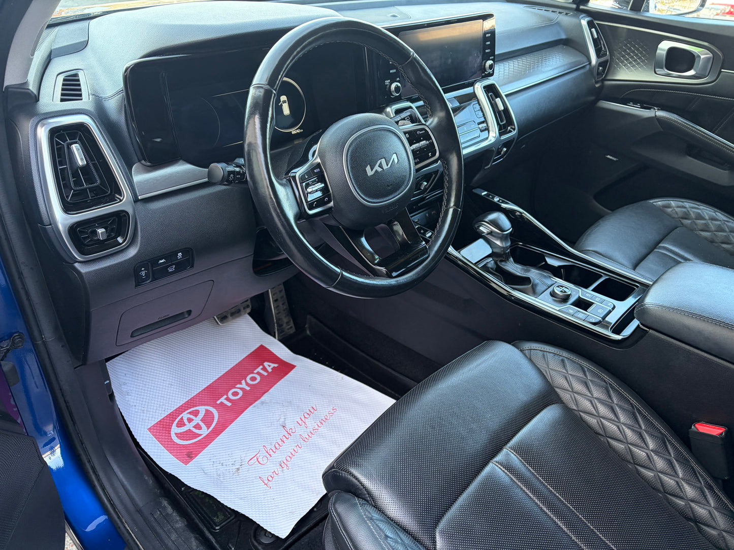 2022 Kia Sorento SX AWD w/Black Leather