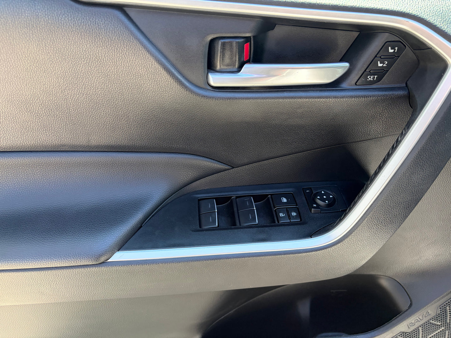 2024 Toyota RAV4 XLE AWD