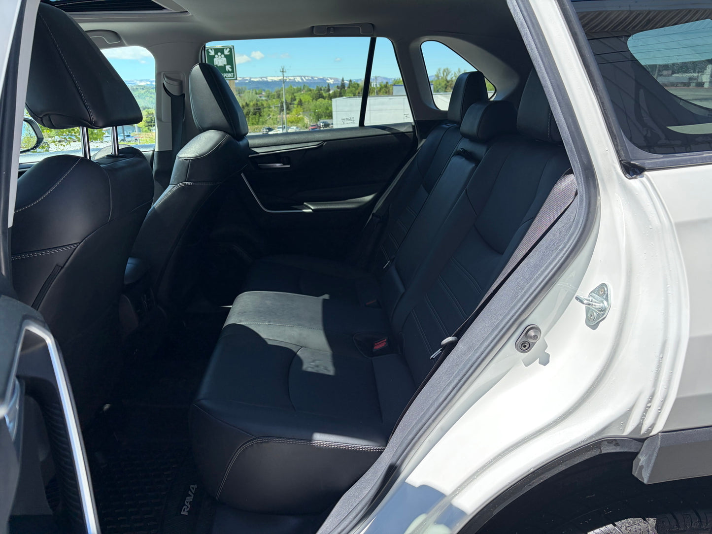 2024 Toyota RAV4 XLE AWD