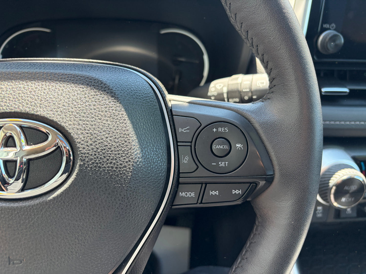 2024 Toyota RAV4 XLE AWD