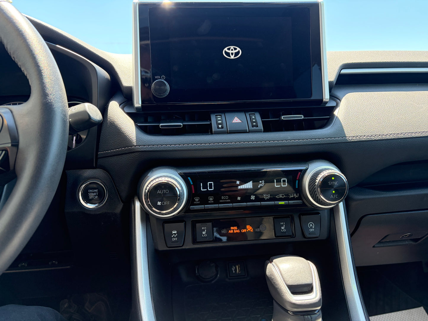 2024 Toyota RAV4 XLE AWD