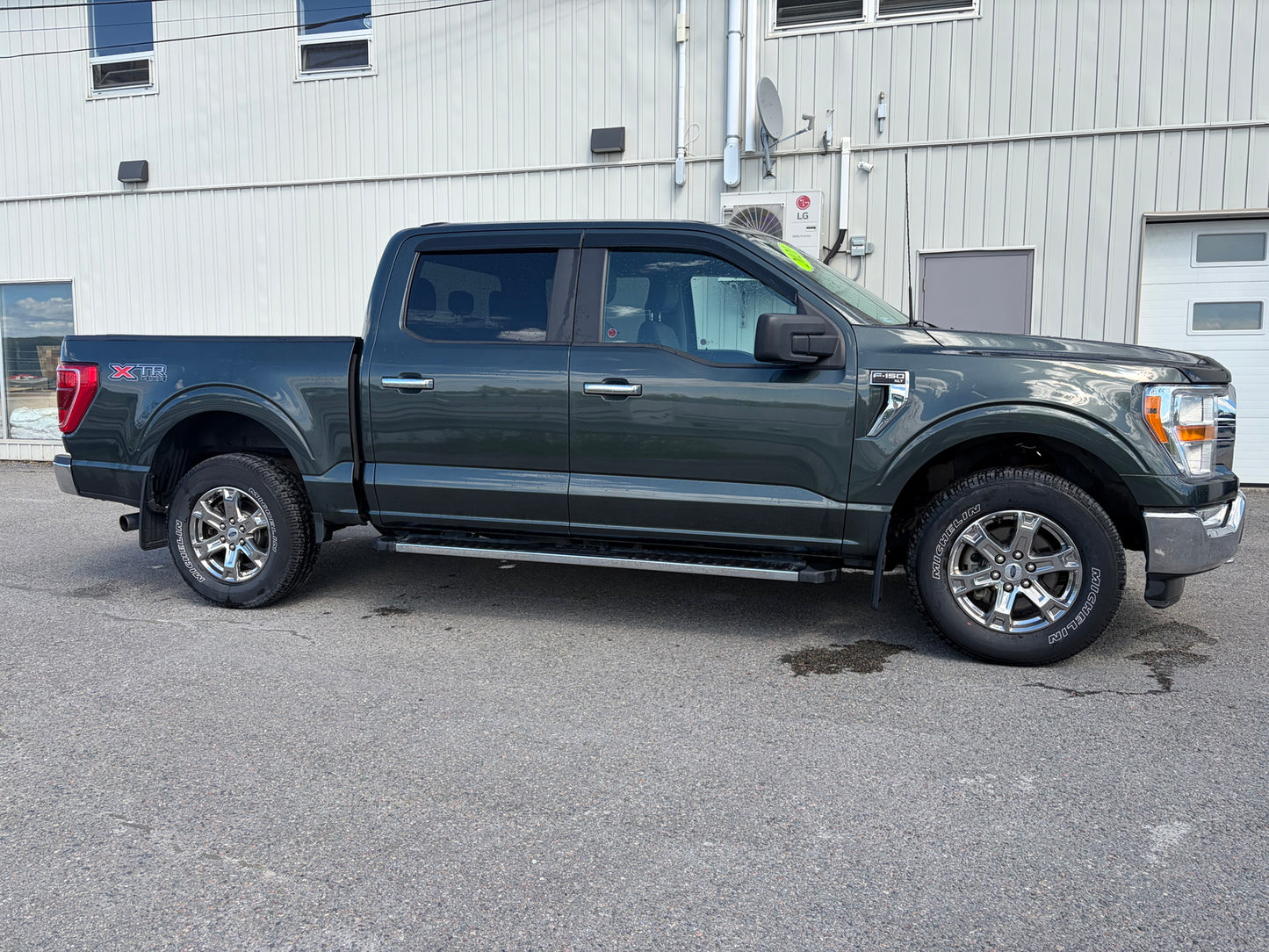 2021 Ford F-150 XLT 4WD SuperCrew 5.5' Box