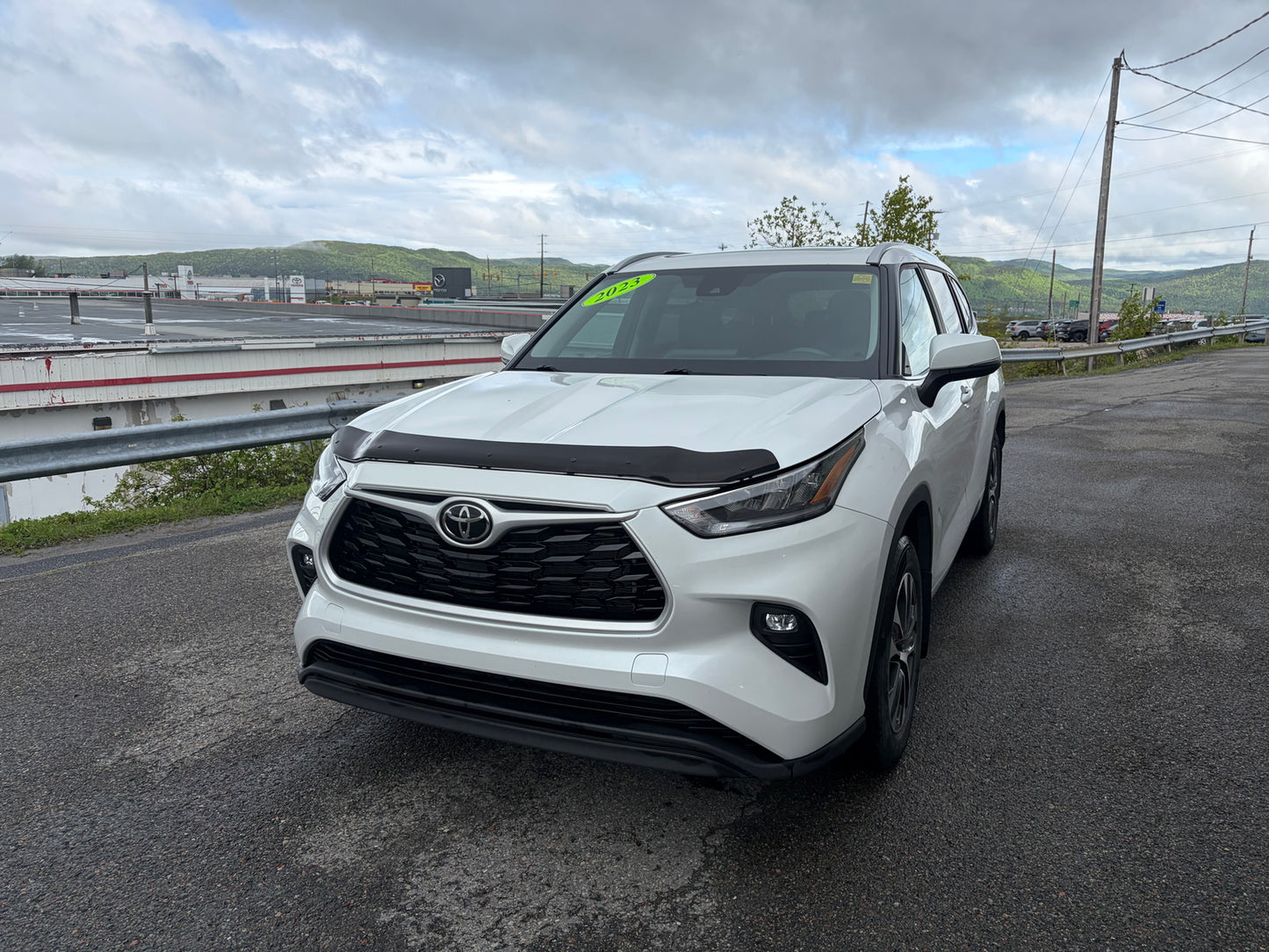 2023 Toyota Highlander XLE AWD