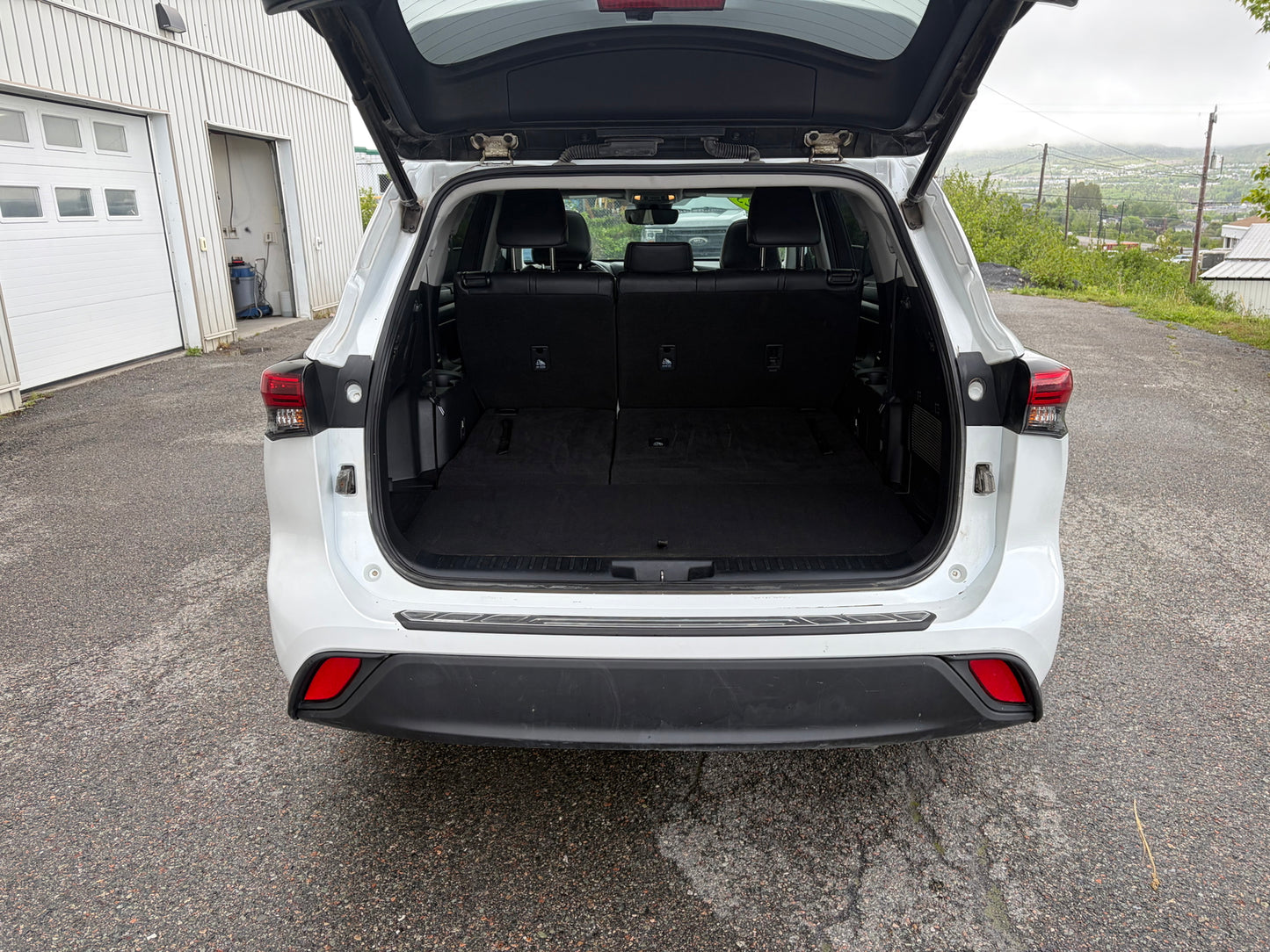 2023 Toyota Highlander XLE AWD