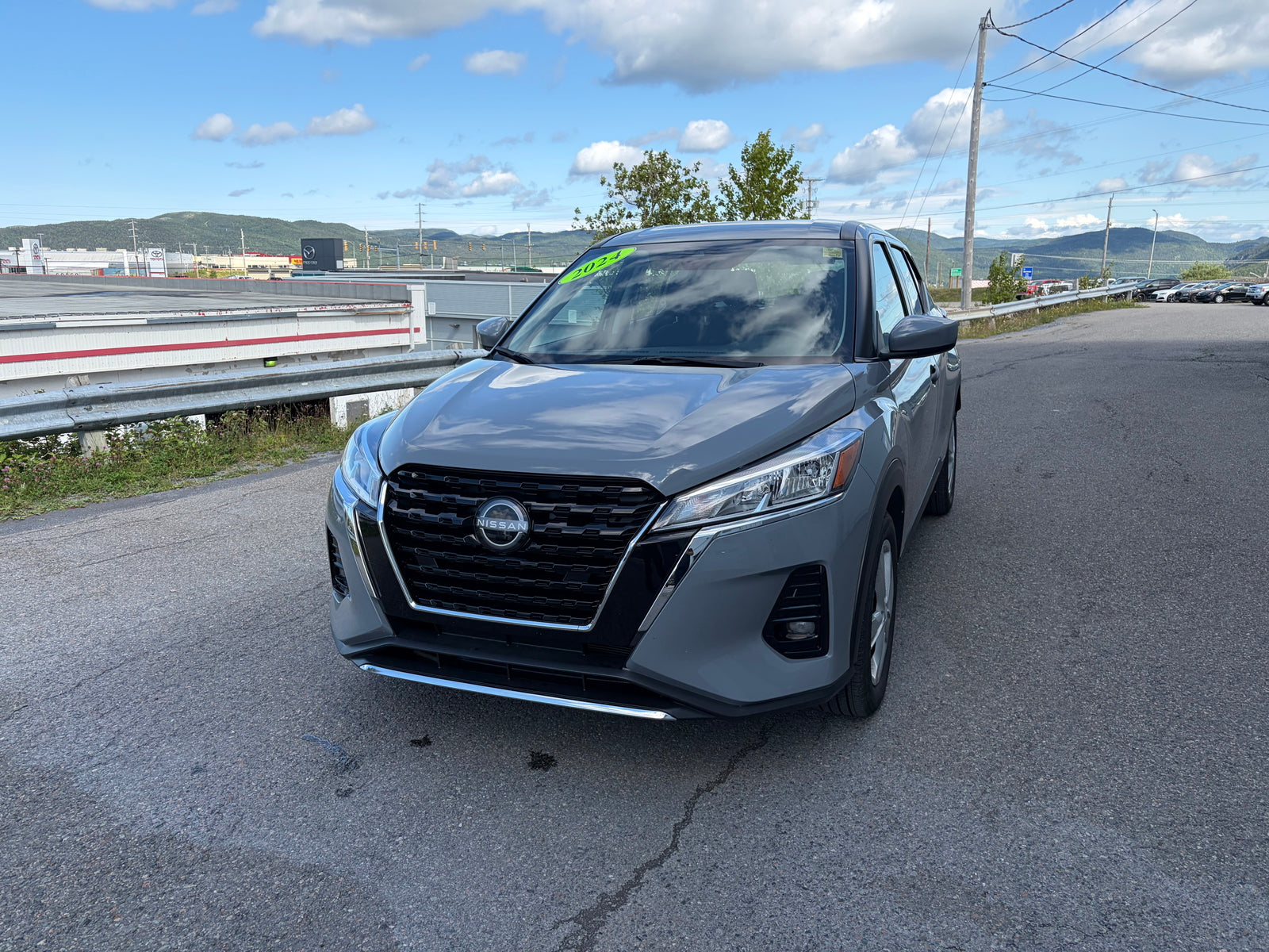 2024 Nissan Kicks S FWD