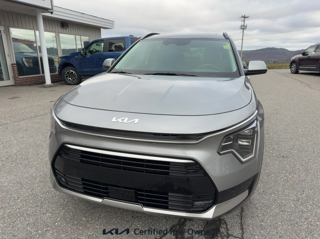 2025 Kia Niro SX FWD