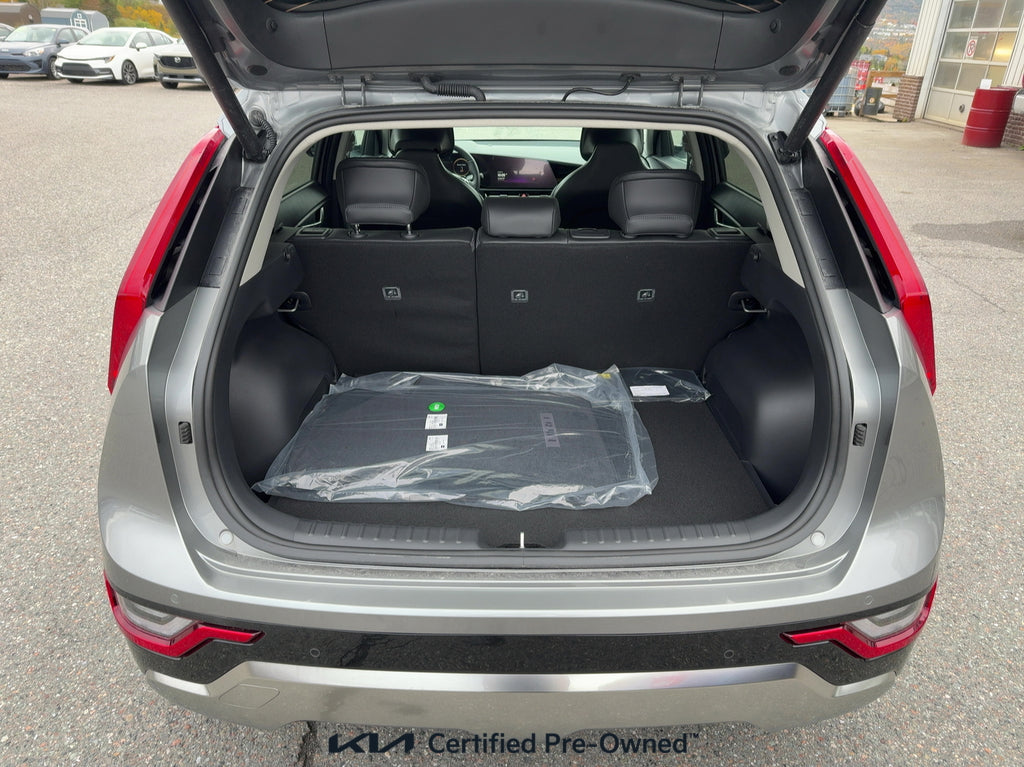 2025 Kia Niro SX FWD