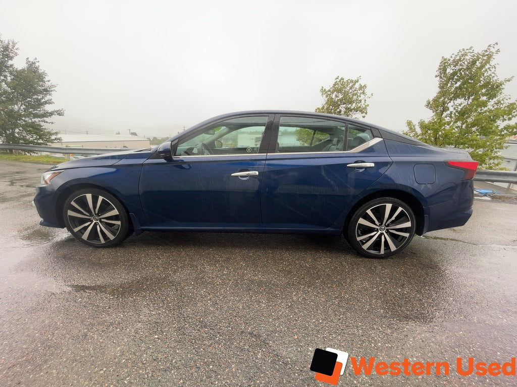 2019 Nissan Altima 2.5 Platinum Sedan